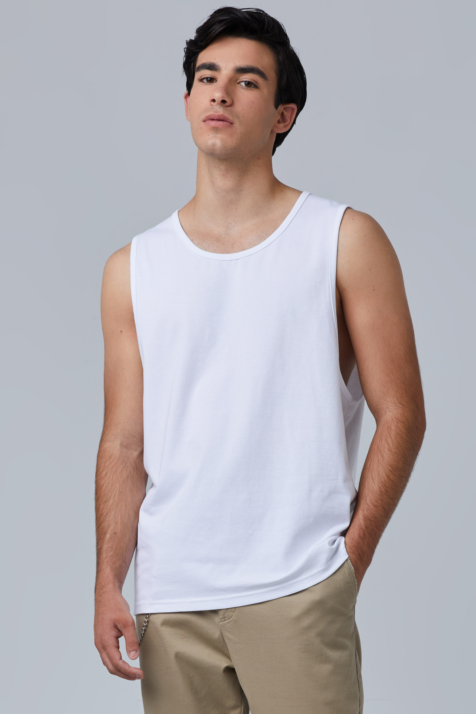 Sleeveless White T-Shirt In Scoop Neck | Aristoteli Bitsiani