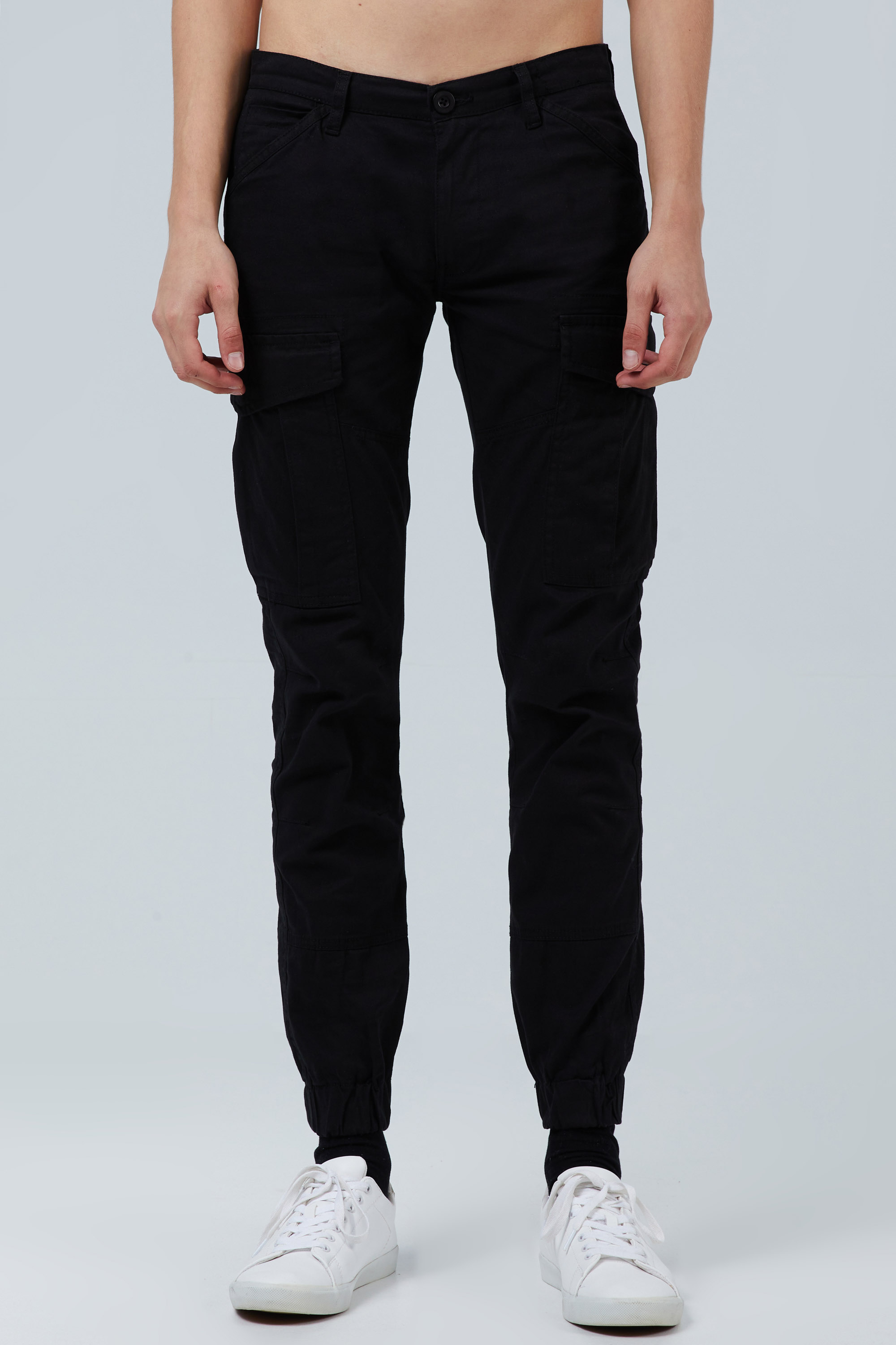Cuffed Cargo Trousers In Black | Aristoteli Bitsiani
